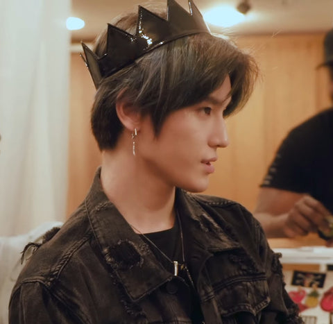 taeyong wearing a crown. NCT