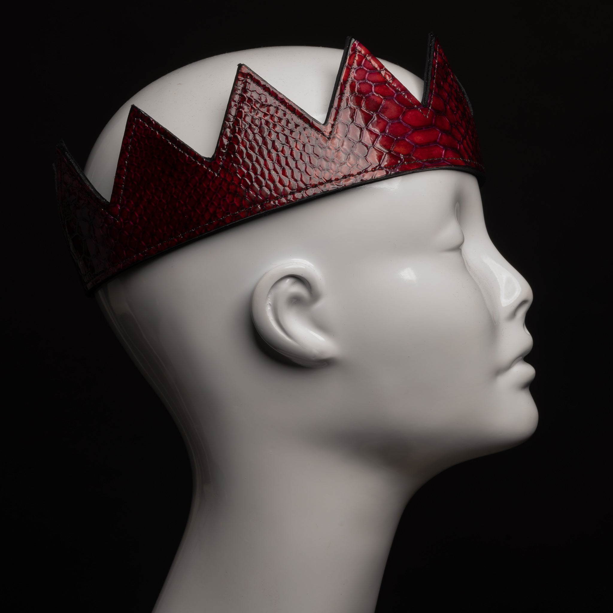 Raspberry Snakeskin Crown | Eyehunee