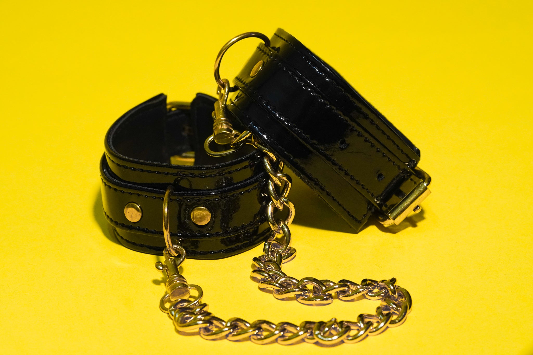 Leather Handcuffs | Eyehunee